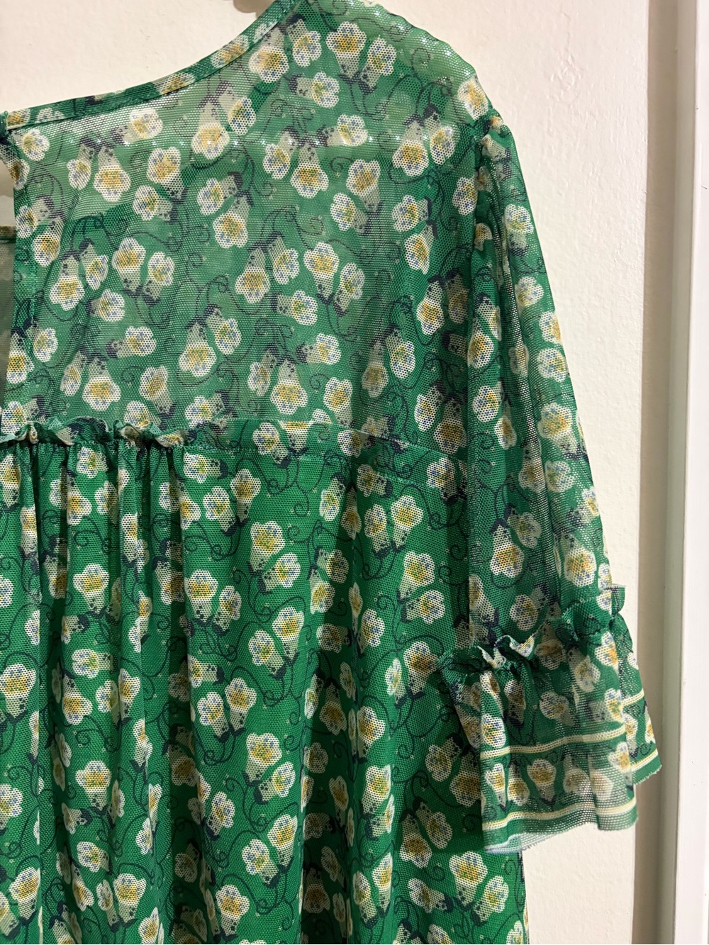 Max Studio Green Floral Ruffle Sleeve Blouse - Picture 10 of 10